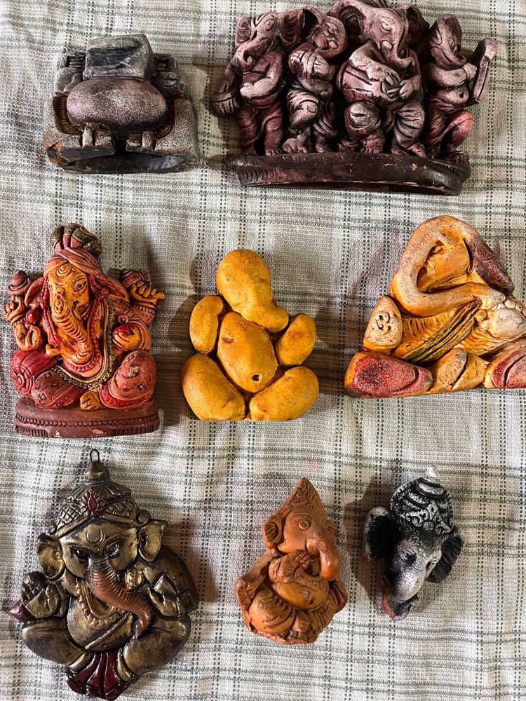 Ganesh Idol Collection of 8
