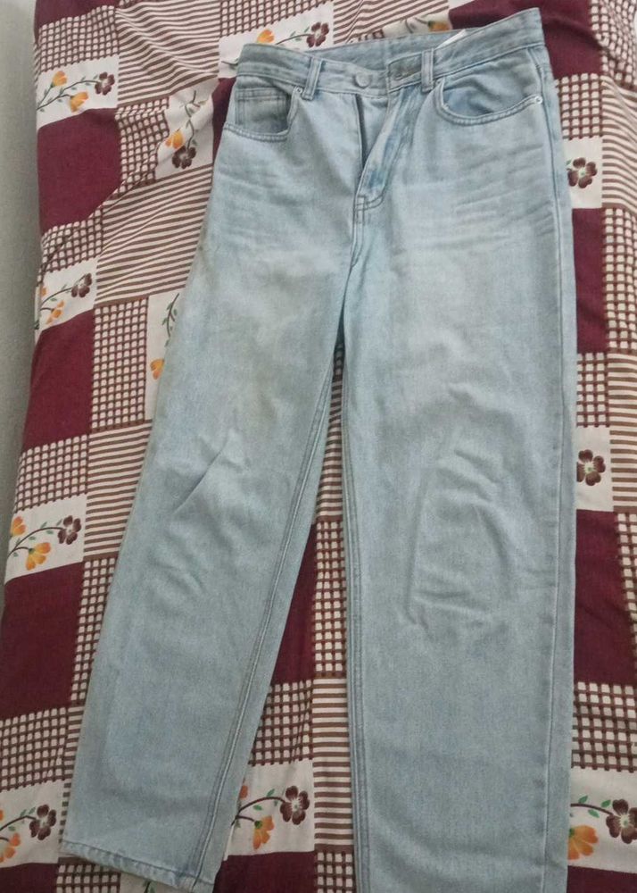 straight fit mom jean