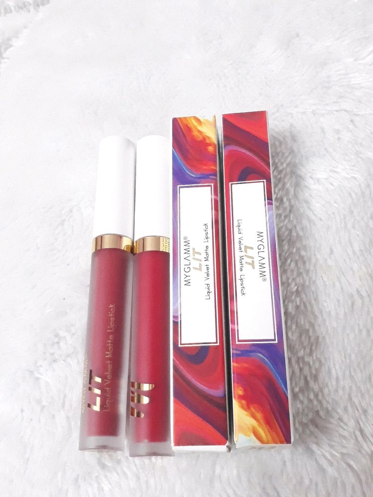 Myglamm LIT Velvet Matte Liquid Lipstick - Com