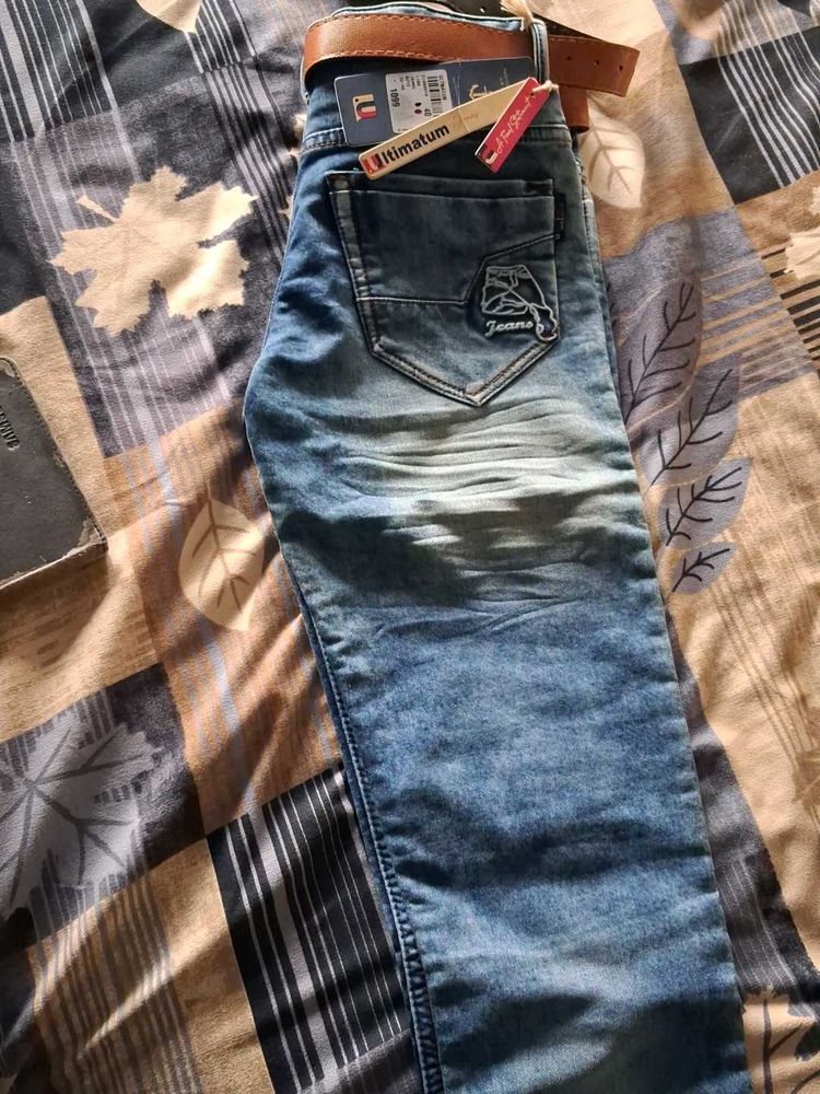 Itimatum Jeans with Belt