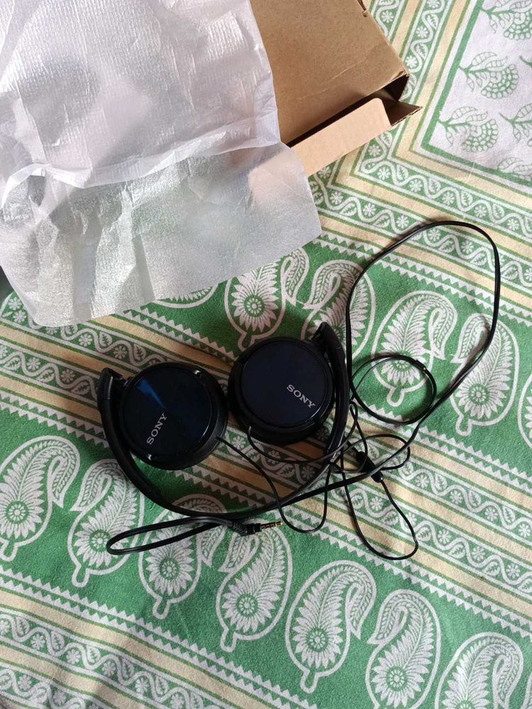 Sony Headphones (Wired)