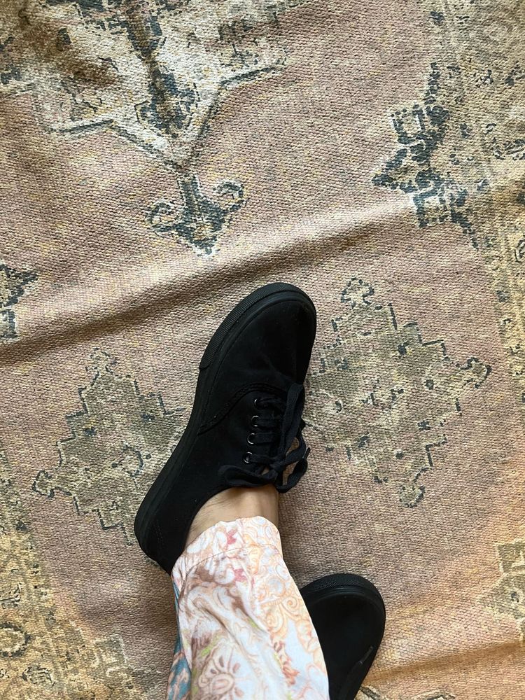 H&amp;M Black Shoes New Without Tag