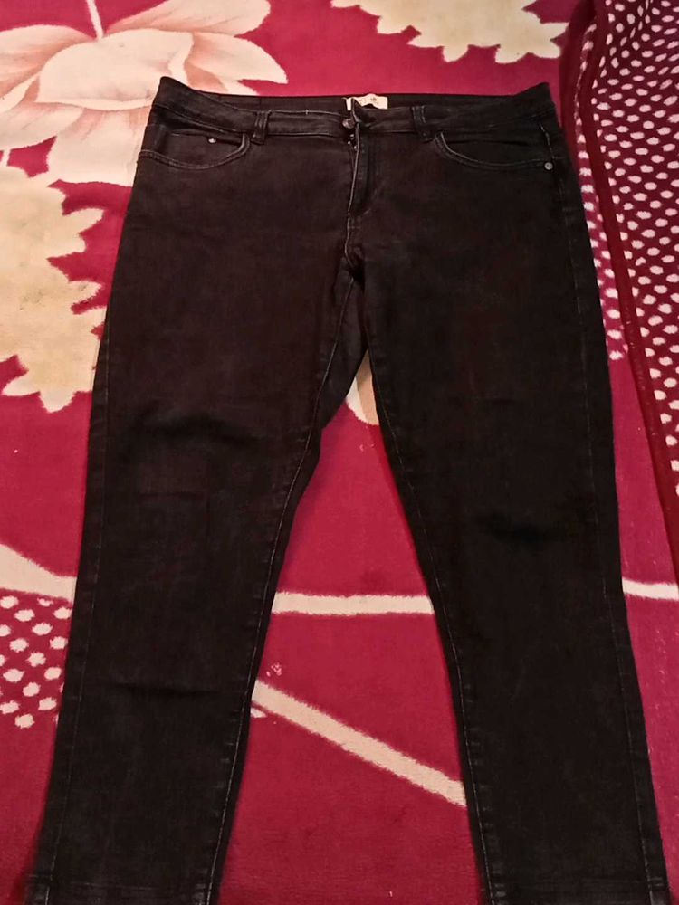 Black Wash Denim Jeans