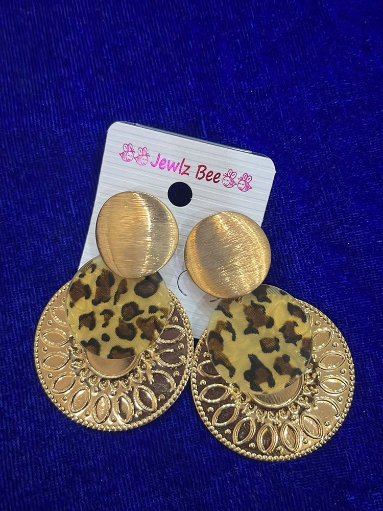 Jewlz Bee Leopard Earrings