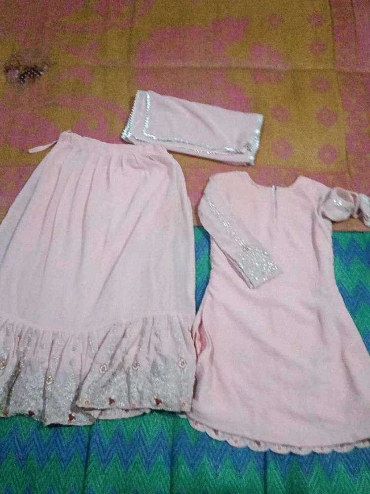 Pink Salwar Kameez Suit