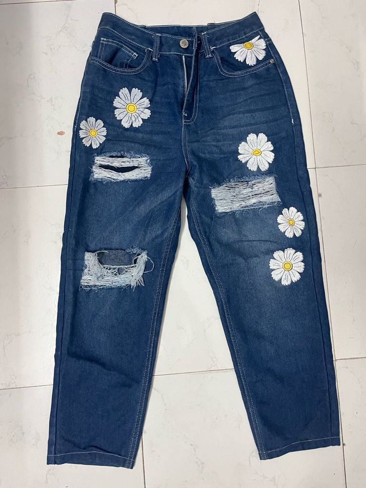 Tokyo Talkies Daisy Ripped Jeans