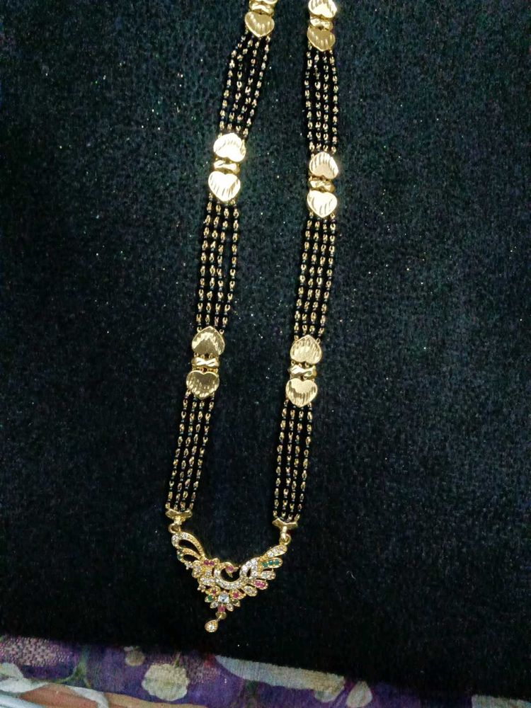 Nallapusa (Black Beads) Long Chain
