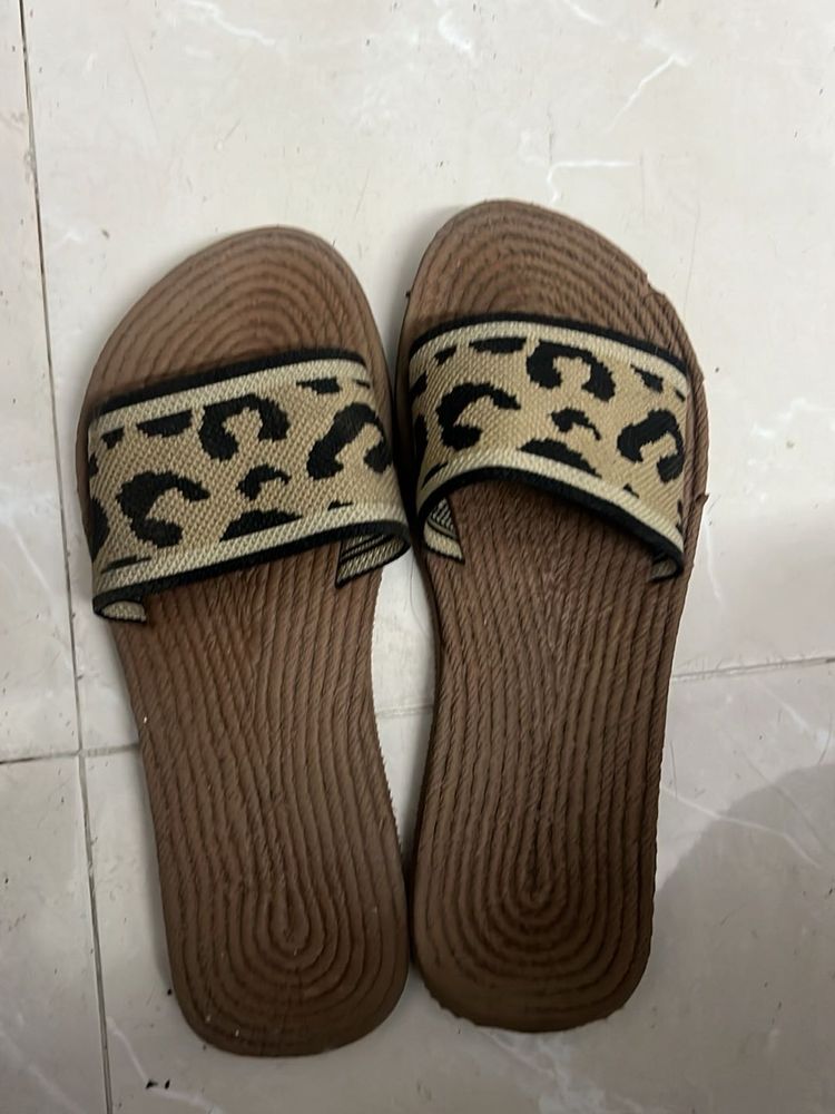 Leopard Print Woven Slides
