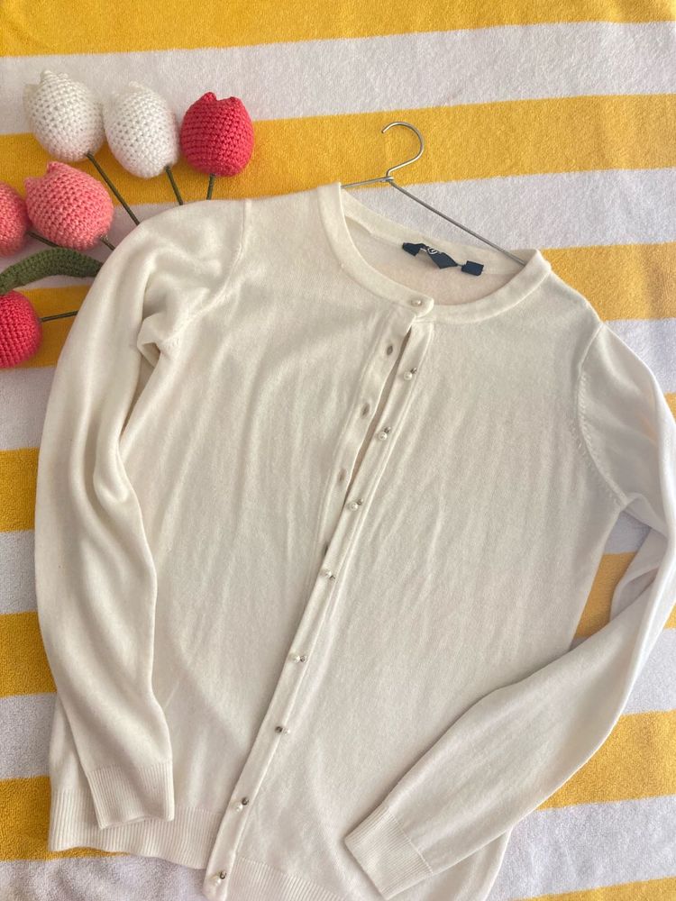 white Button-Down Cardigan