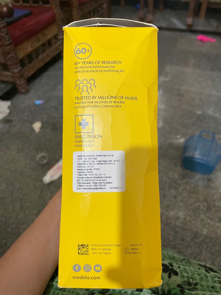 Medela Manual Breast  Pump