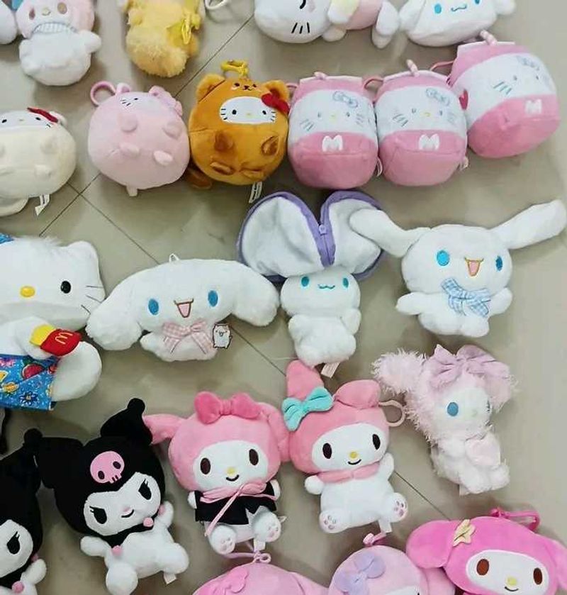Sanrio Plushie