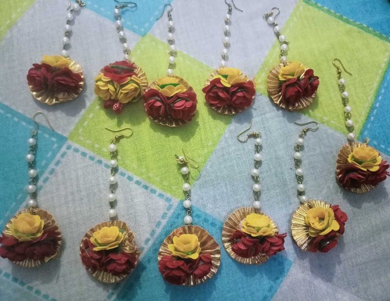 Floral Tika&#39;s
