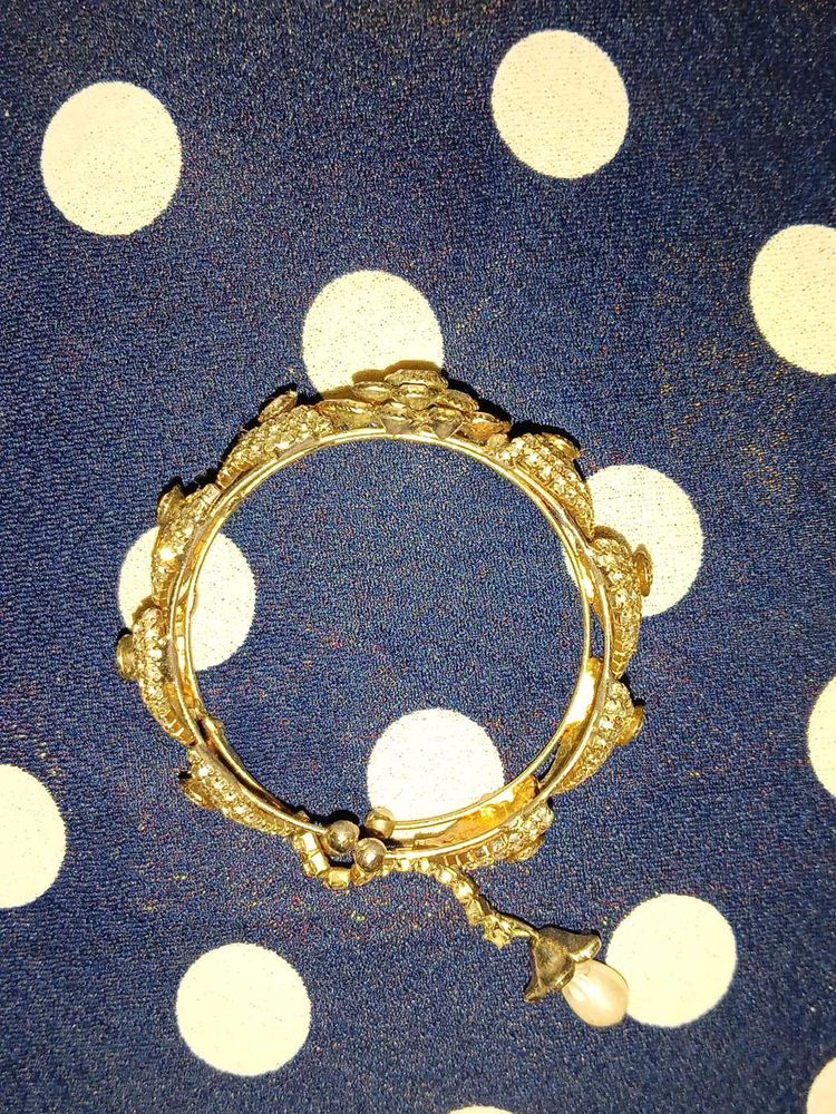 Vintage Floral Bracelet