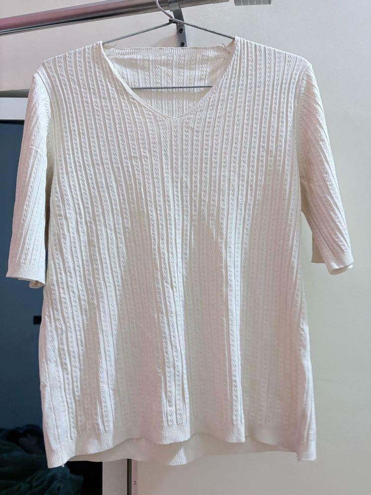 Elegant White Knit Top