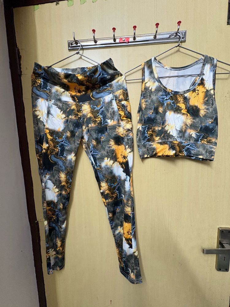 gym yoga Printed Leggings &amp; Top Set