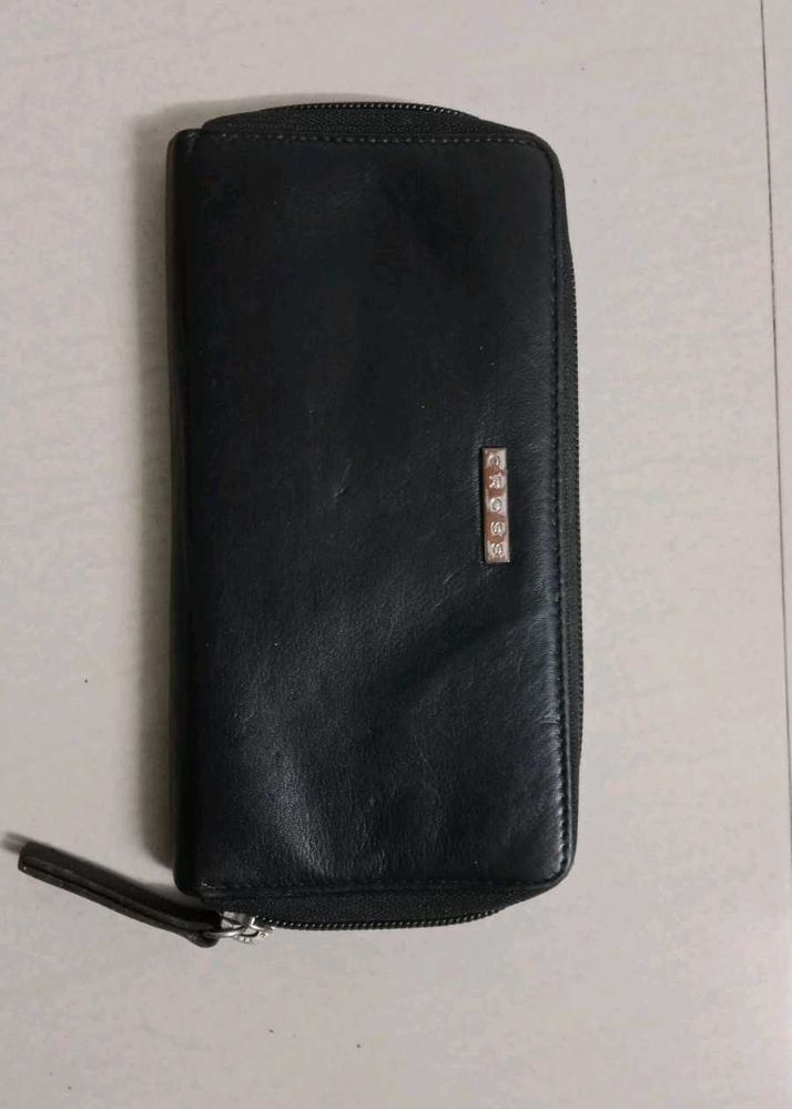 Cross women&#39;s zip around wallet