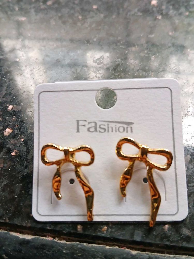 Bow Stud Earrings