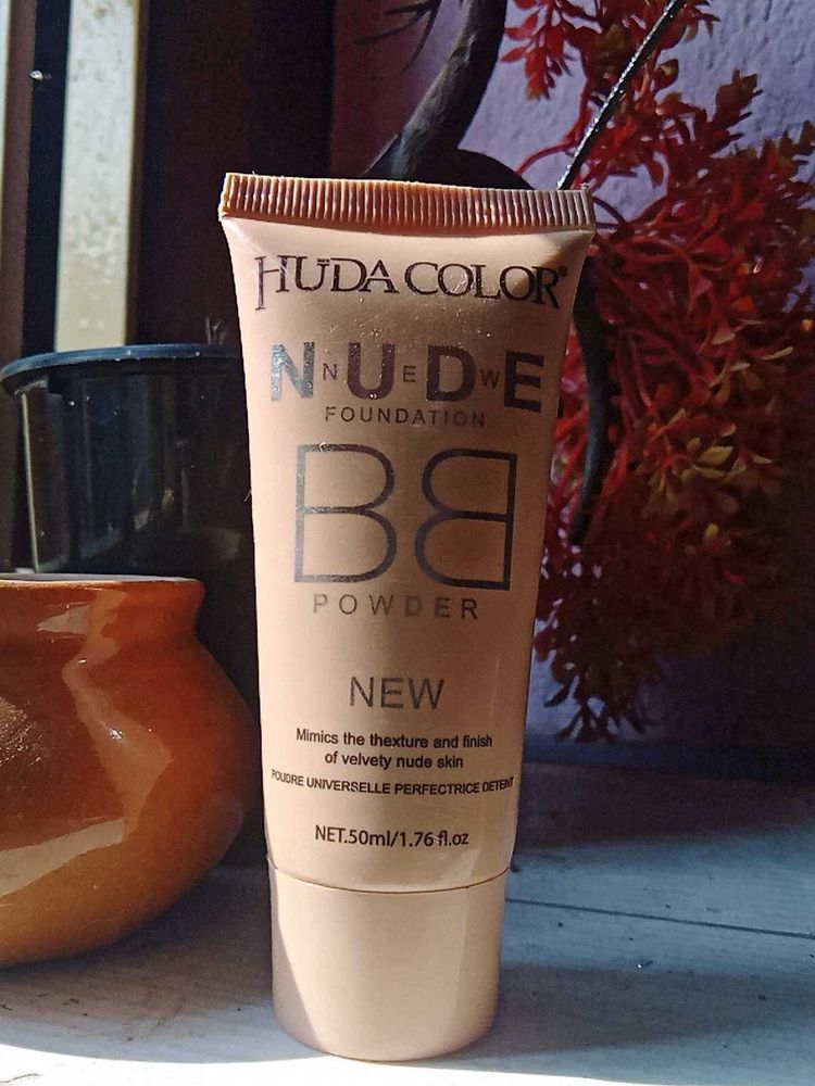 HUDA COLOR Nude Foundation