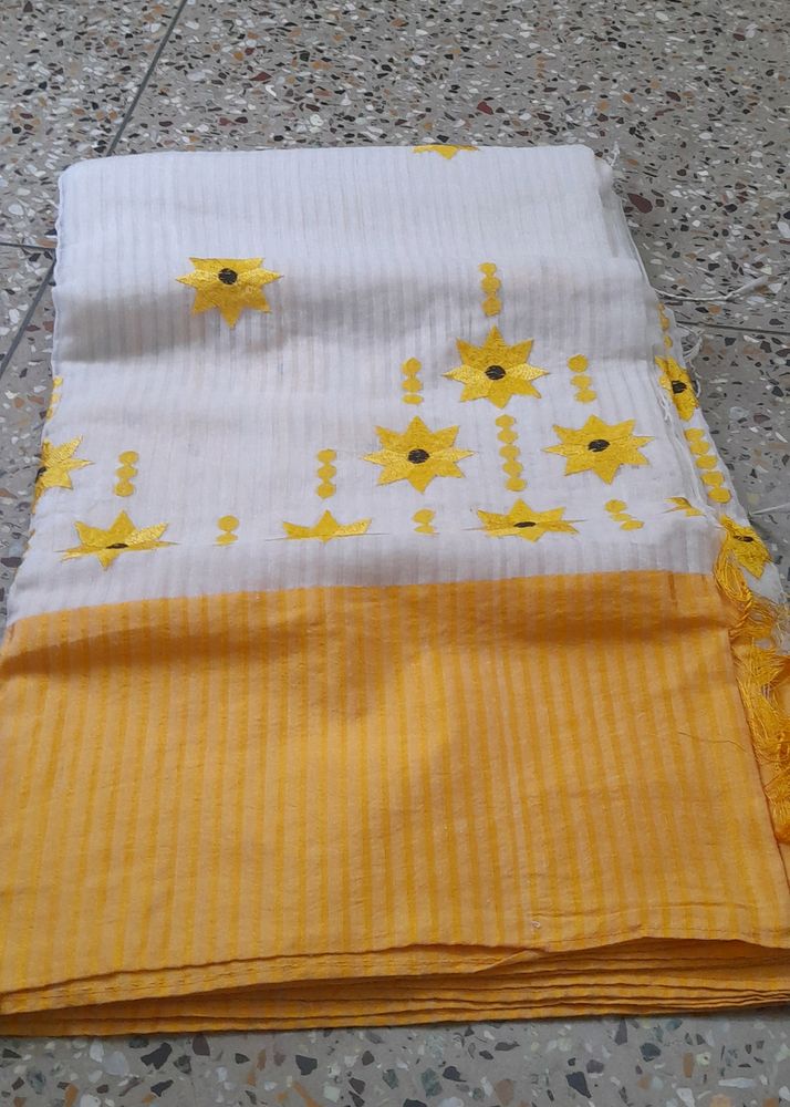 Handloom Saree With Phulkari Stitch Work