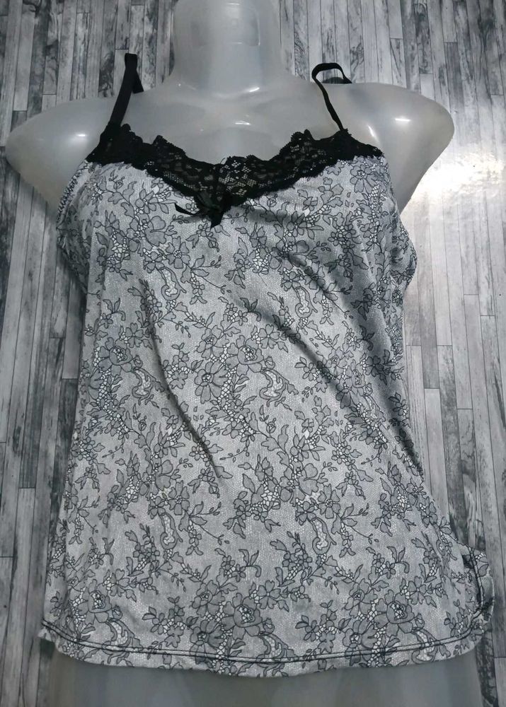 gray 🩶 tank top 🧡free size