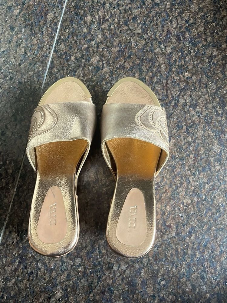 Gold Flats &amp; Sandals