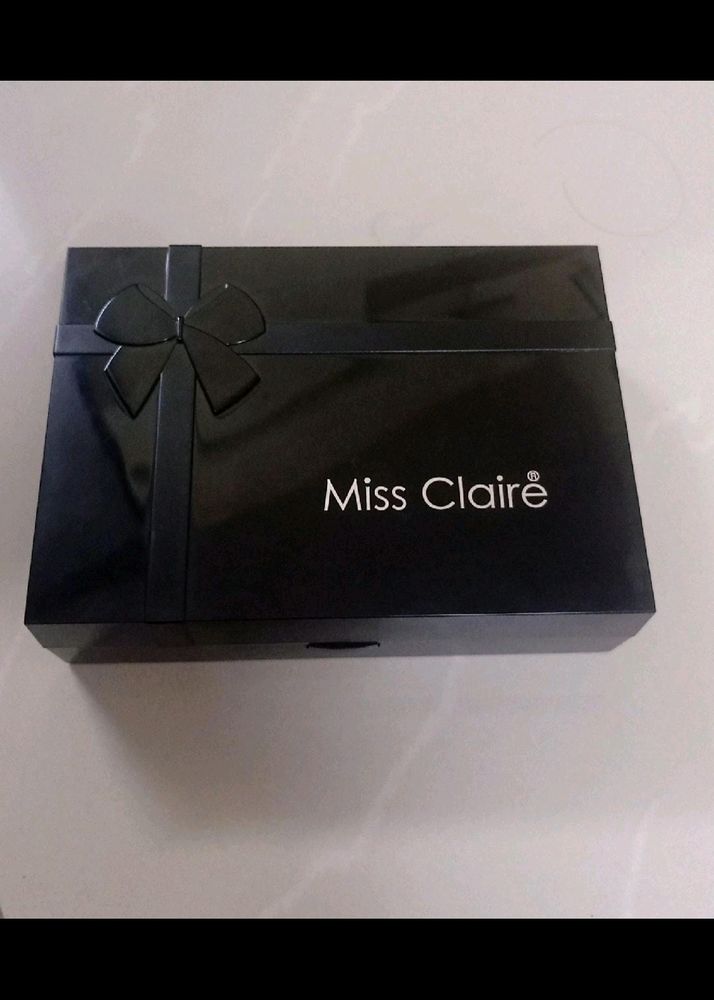 New Makeup Box (Exchage Also Available)
