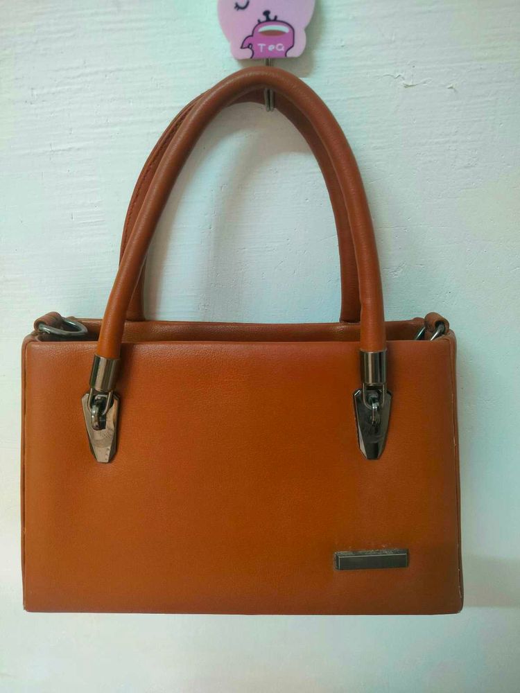 Elegant Brown Handbag