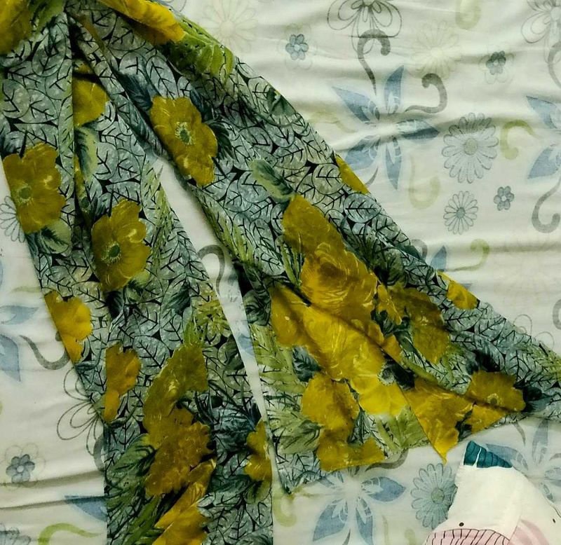 A Green Floral Duppata For daily Use