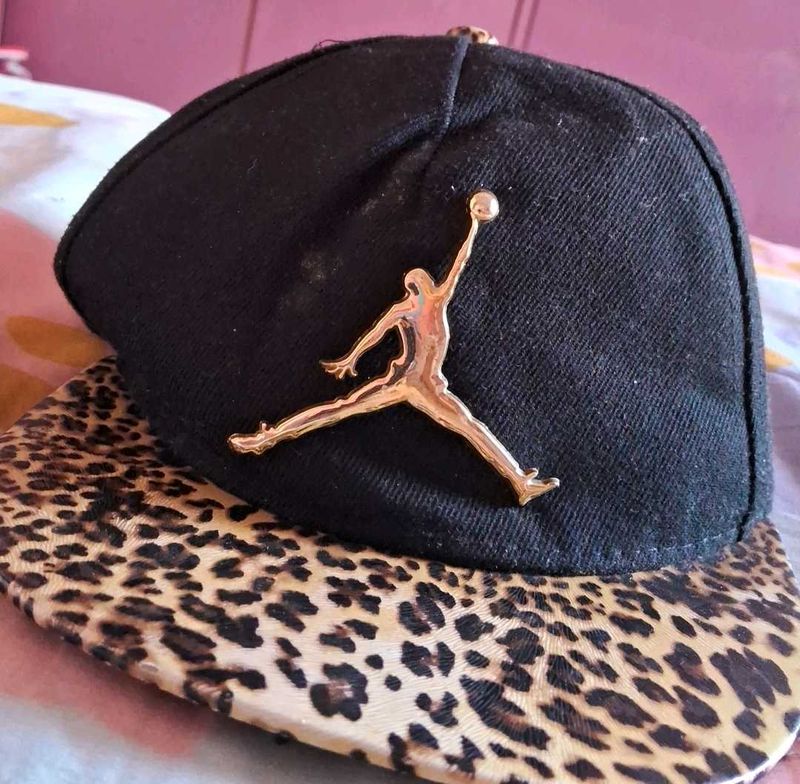 Jordan Logo Cap Free Sunglasses