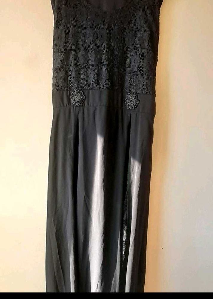 Black Sleeveless Maxi🖤