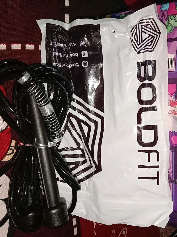 Boldfit Black Skipping Rope