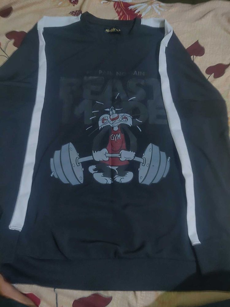 Cool Graphic Print T-Shirt