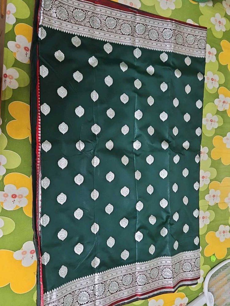 Elegant Green Banarasi Saree