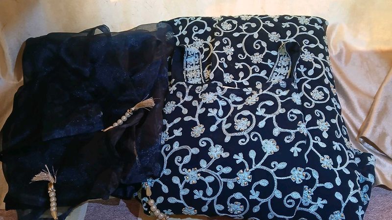 Elegant Embroidered Salwar Kameez Suit