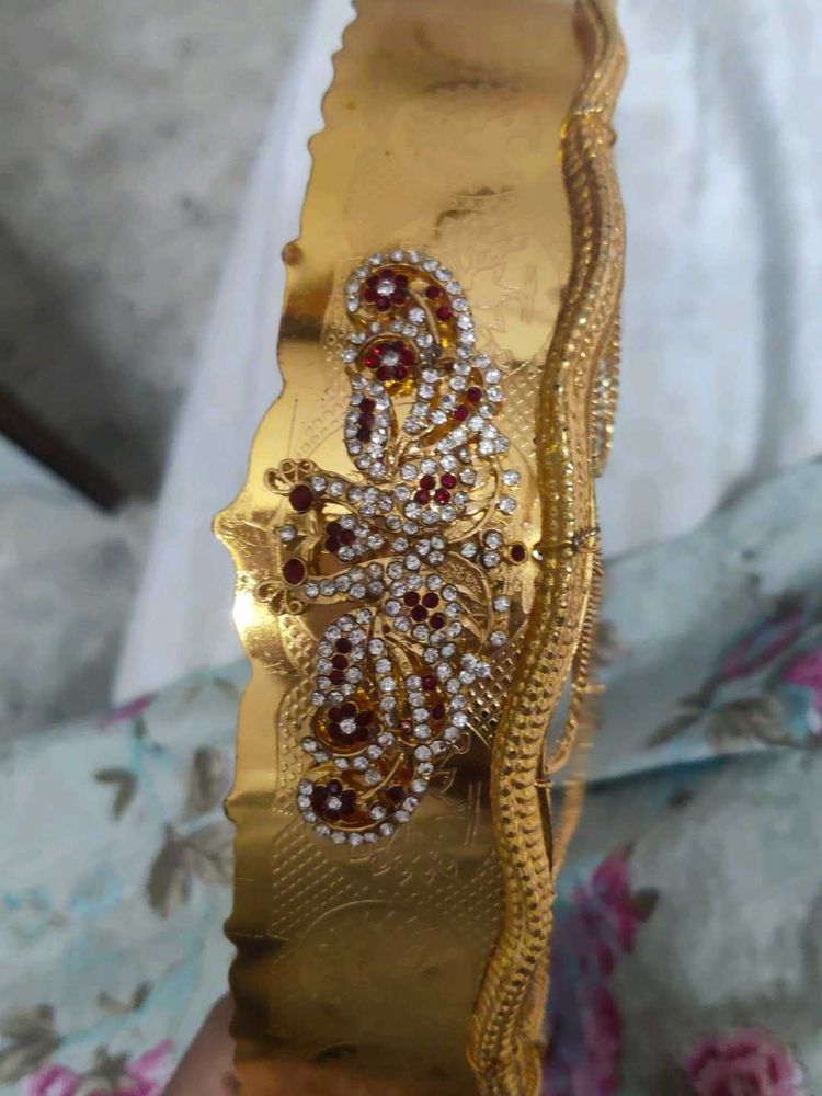 Gold-toned waistbelt with Embellishments