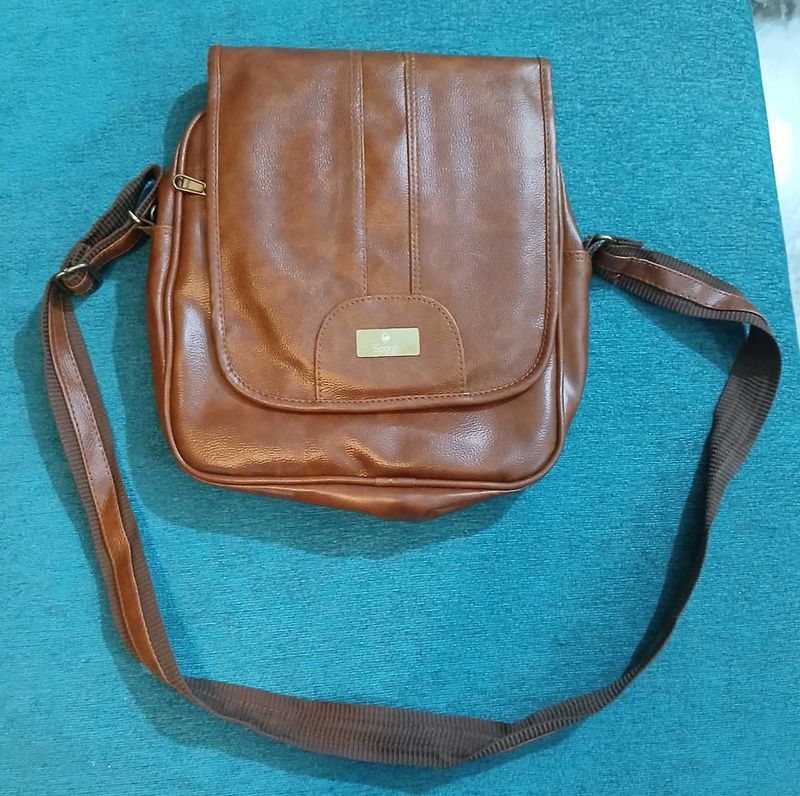 Vintage Brown Leather Crossbody Bag