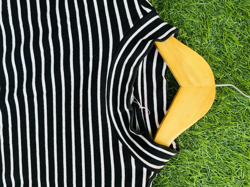 Striped Black &amp; White Top