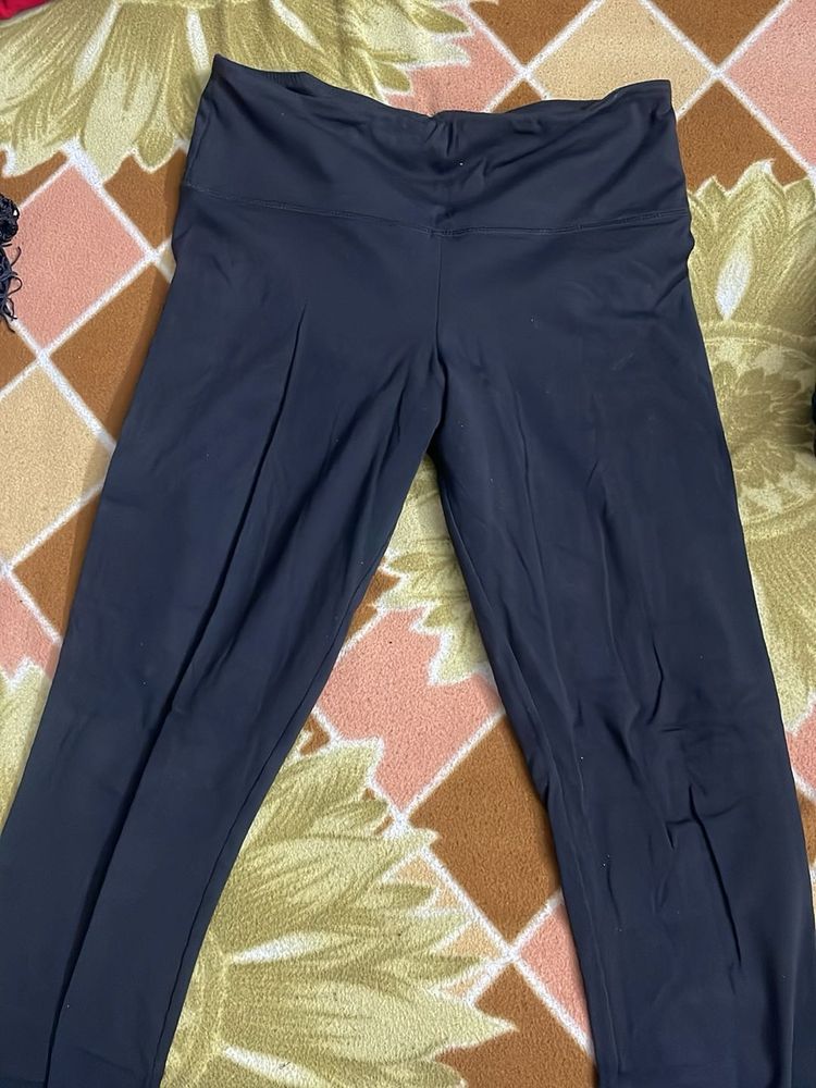 Comfortable Black Leggings