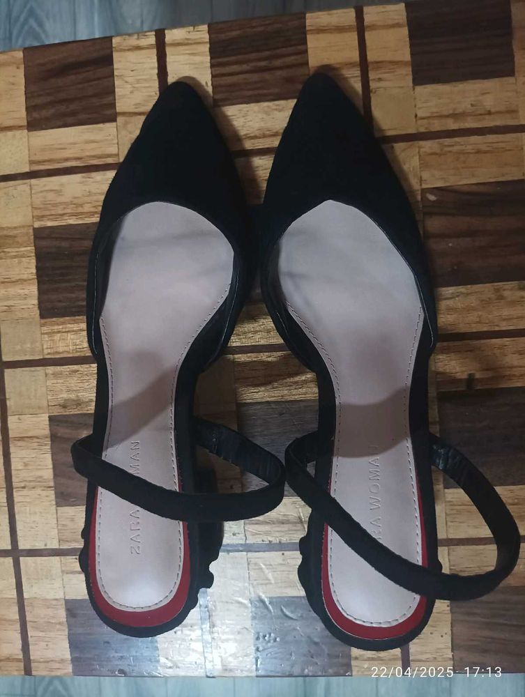 Zara Woman Black Slingback Heels