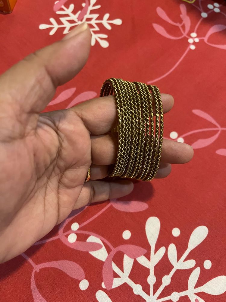 ❤️❤️KARWACHAUTH Gold Bangles - Set of 12❤️