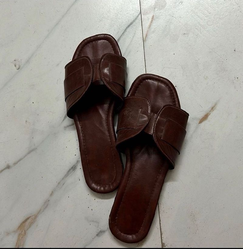 Coffee Brown Flats 🌼