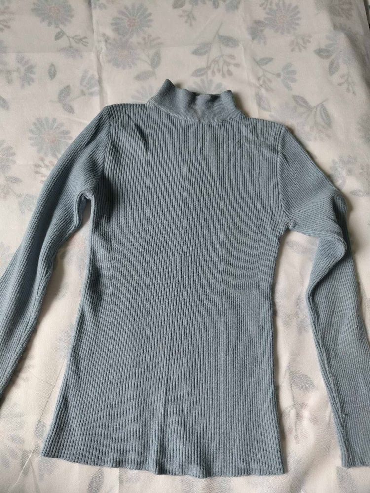 Slim Fit Top