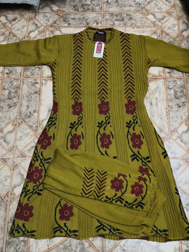 Floral Embroidered woolen kurta set
