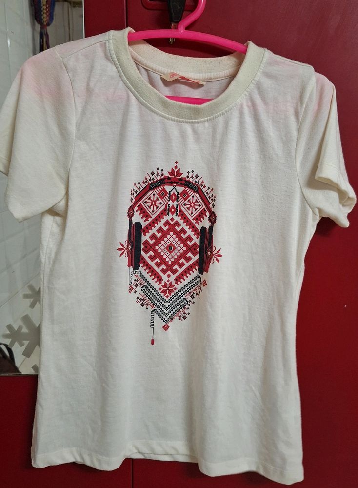 Off-white Casual Tshirt