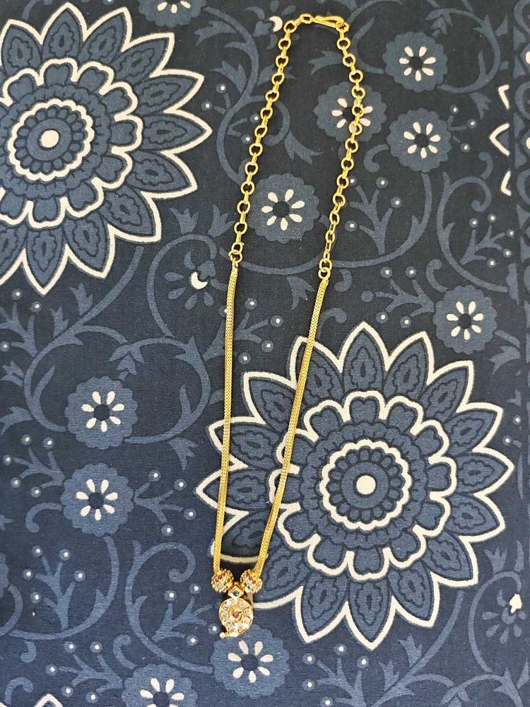 Sparkling Gold-Tone  Pendant Necklace