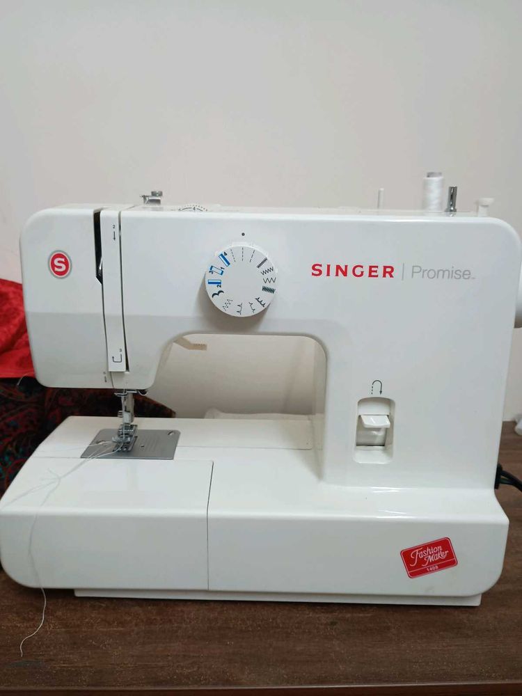 Singer Promise Sewing Machine