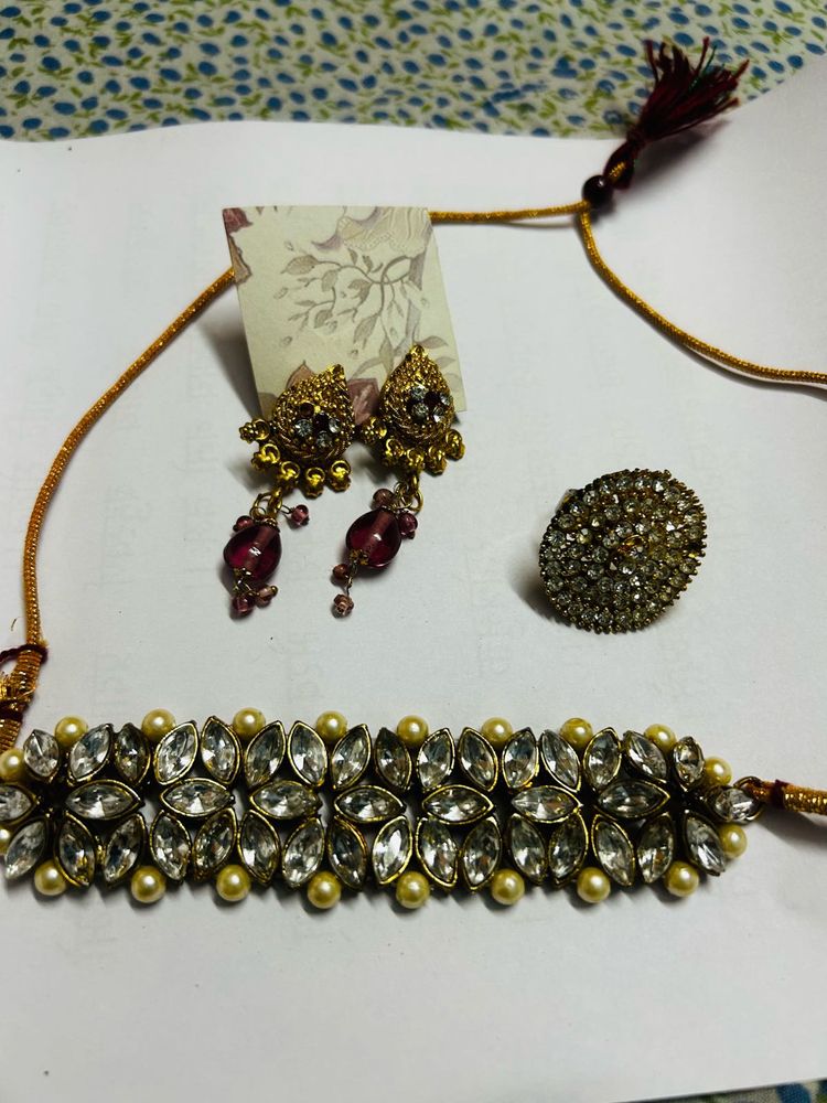 Jewelry Set: Necklace, Earrings &amp; Ring