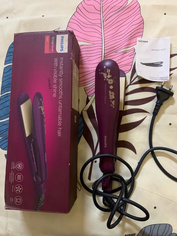 Philips Kerashine  BHS738-00STRAIGTHENER TITAN