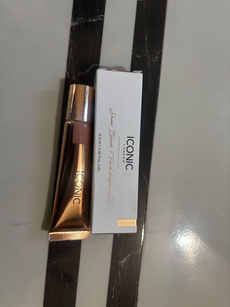 Iconic London Sheer Blush