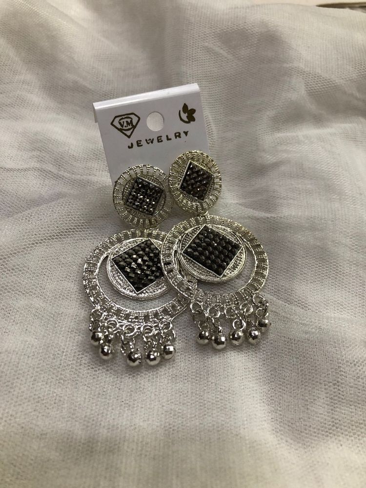 Preety Earrings 💗